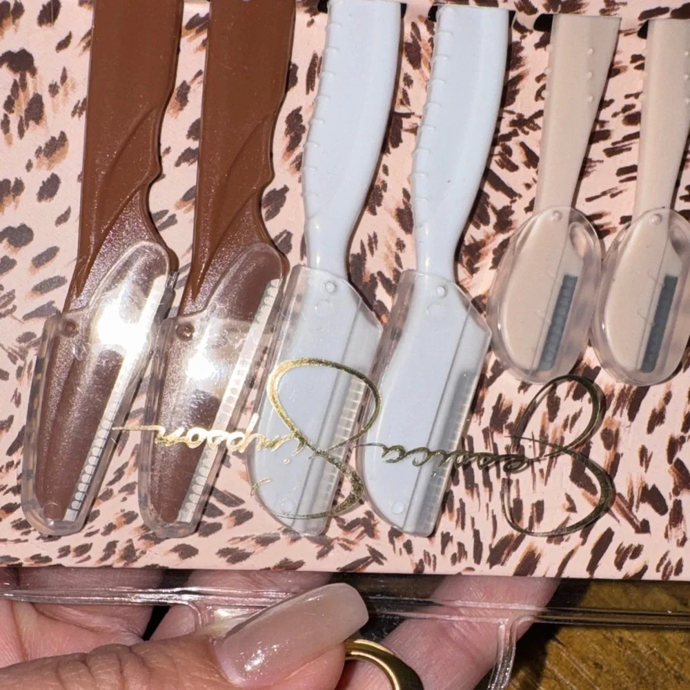 Jessica Simpson -NWT Eyebrow Razor Set – Blush, White & Brown